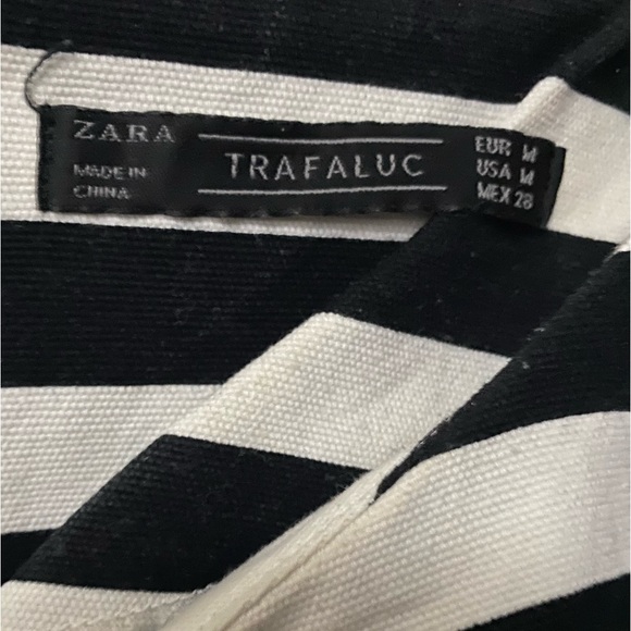 Medium black and white Zara Trafaluc dress - Picture 2 of 3